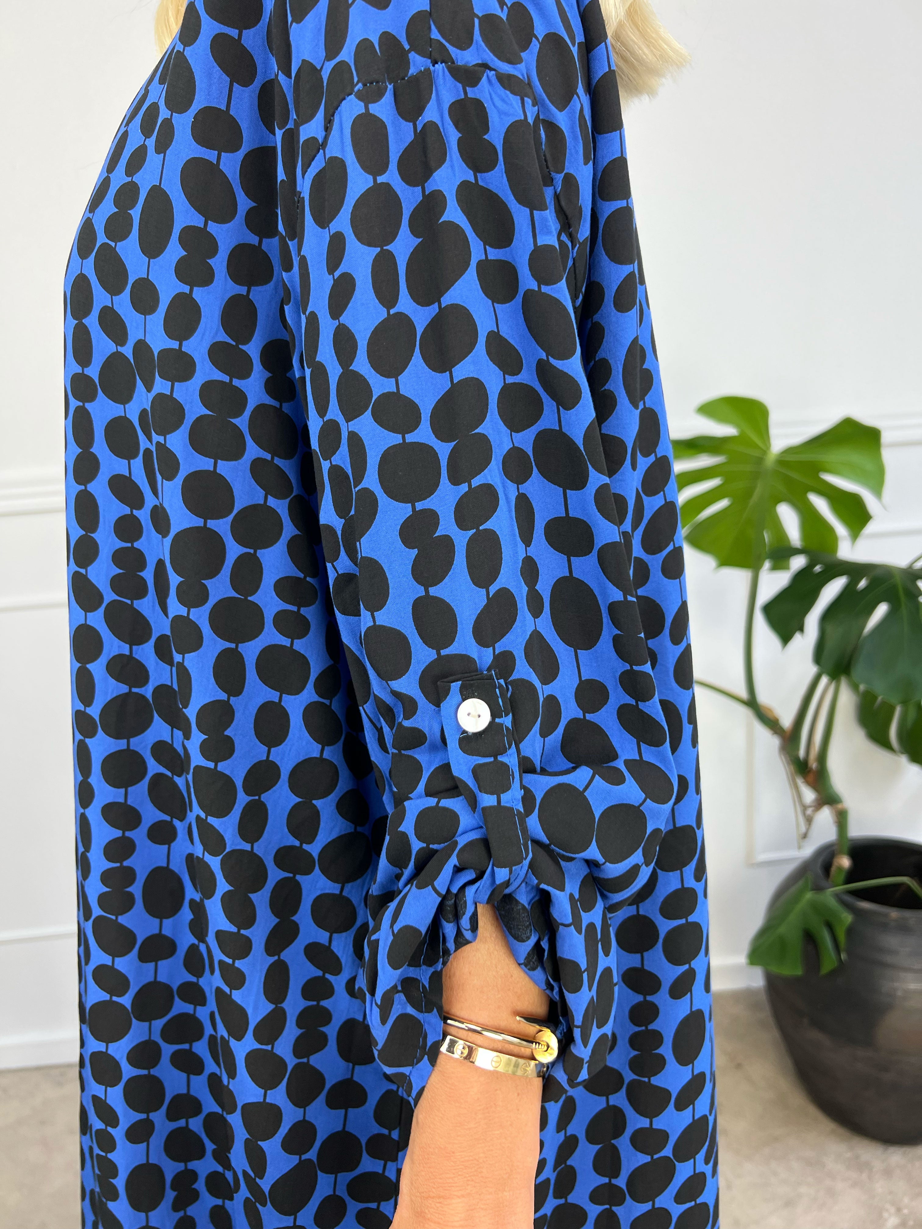 Dido - Söt ljus tunikaklänning i viskos med prickar